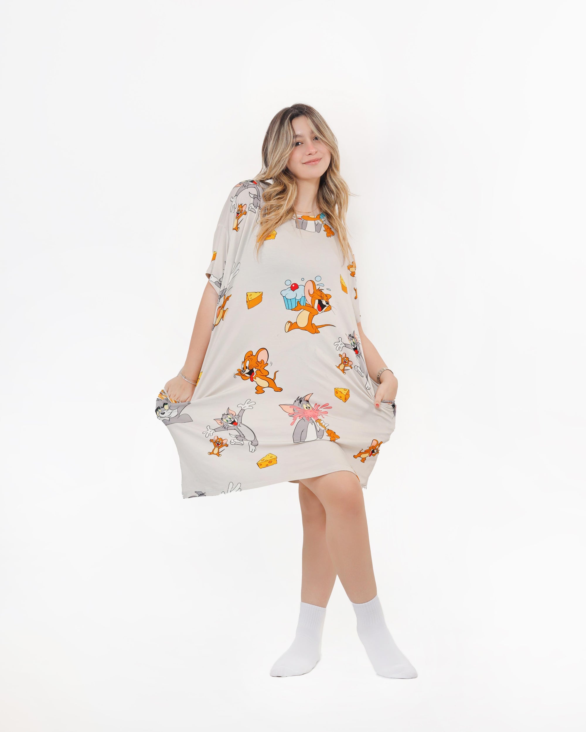 Tom & Jerry Boyfriend Tee - THE PLUFFIES