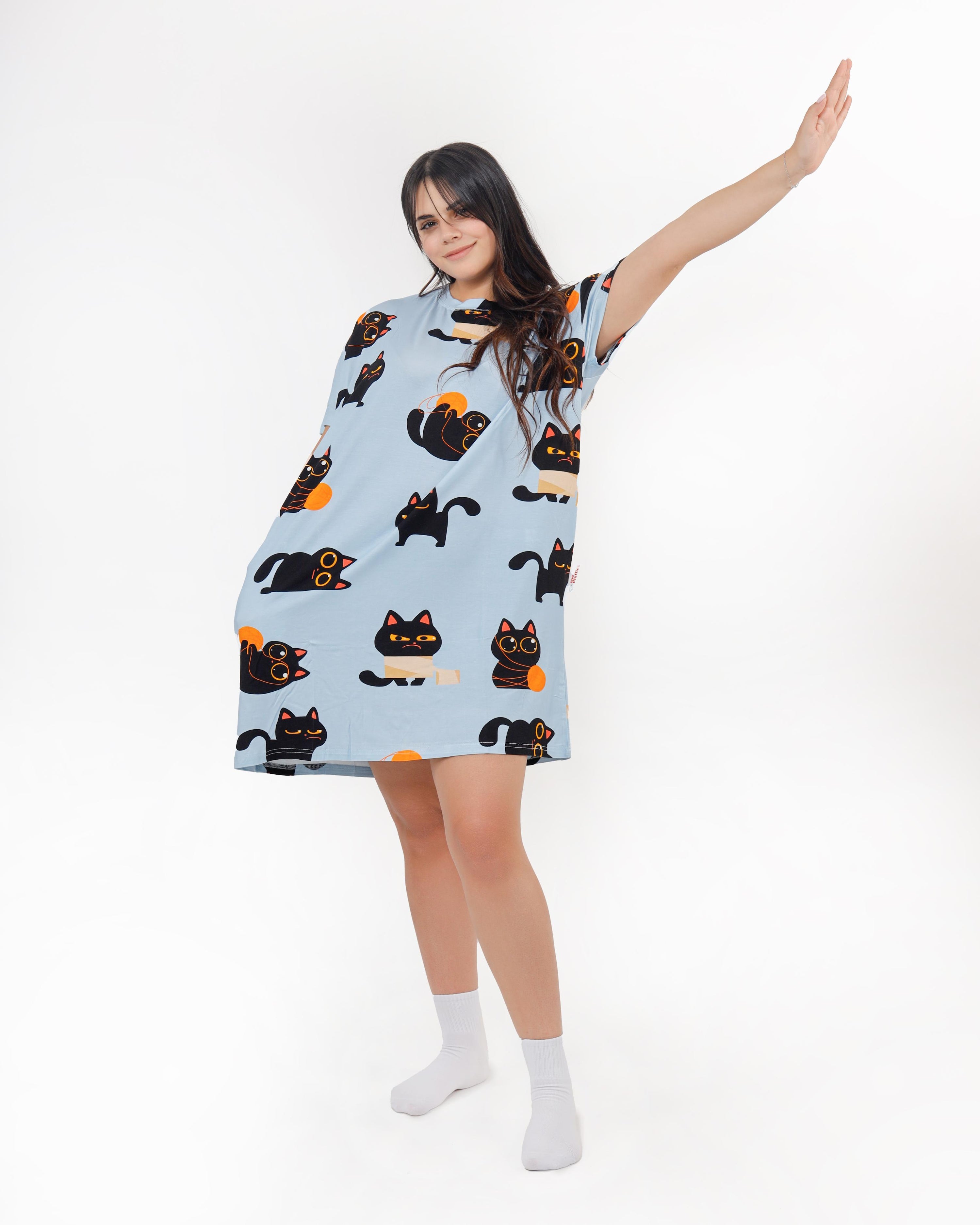 Cats Pluffie Boyfriend Tee - THE PLUFFIES